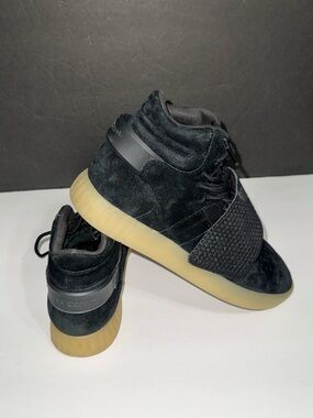 Adidas Tubular I Men’s I Invader Strap I Blk-Suede High-Top Sneakers w/ Gum Sole